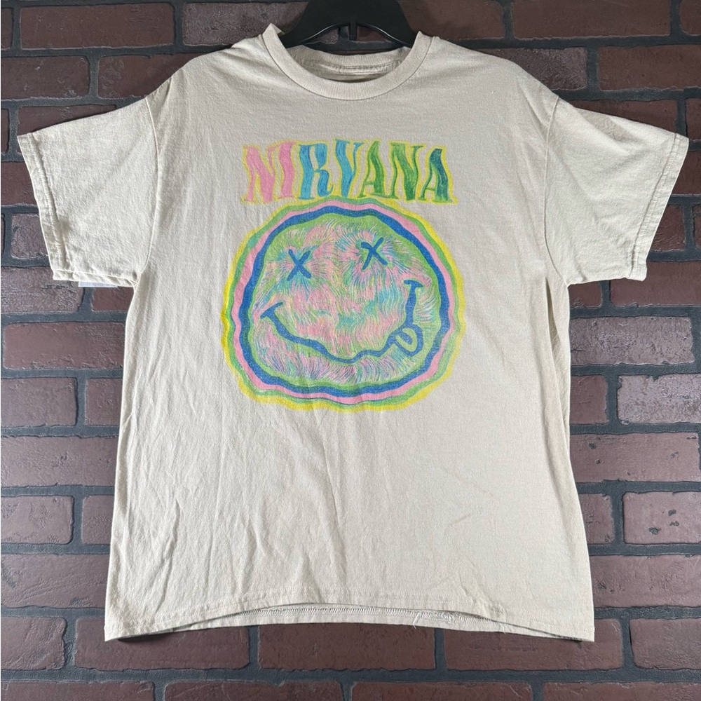 🎸 Cream Nirvana Tee – Neon Logo Edition ( Large )